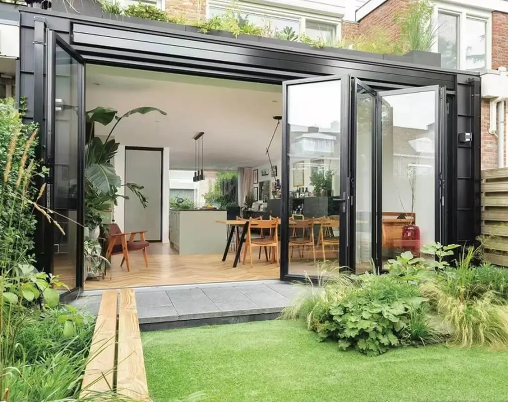 e96e1de15ce3a8acc9cffe80bce7d421